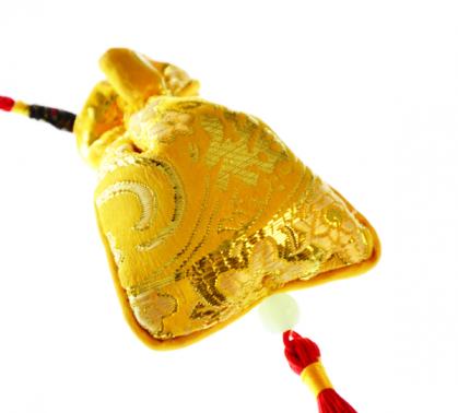 Chinesischer Glücksknoten: Goldsäckchen 6x23cm