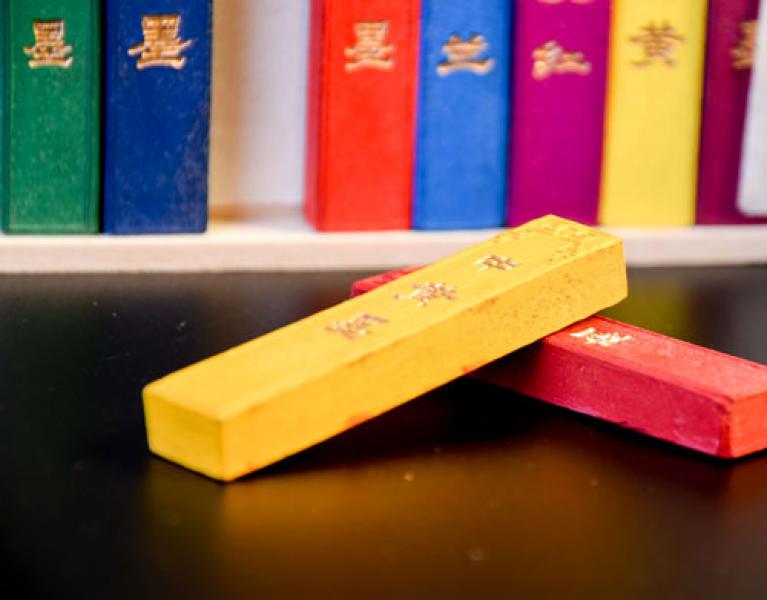 Premium 12 Stück farbige chinesische Reibetusche