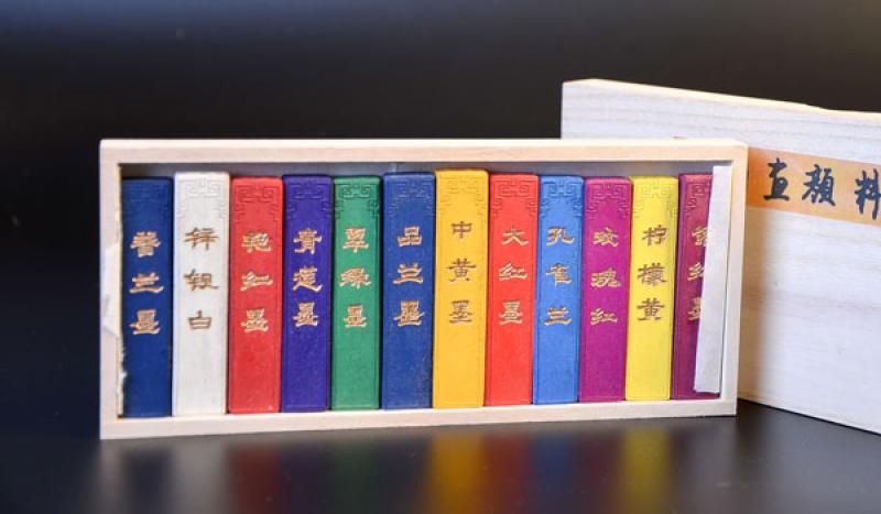 Premium 12 Stück farbige chinesische Reibetusche